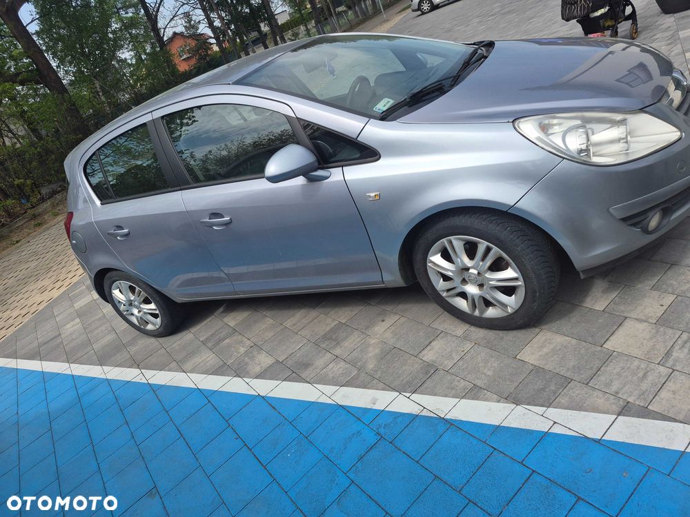Opel Corsa - 4
