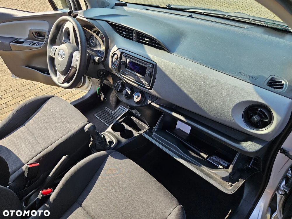 Toyota Yaris 1.0 Active EU6 - 31