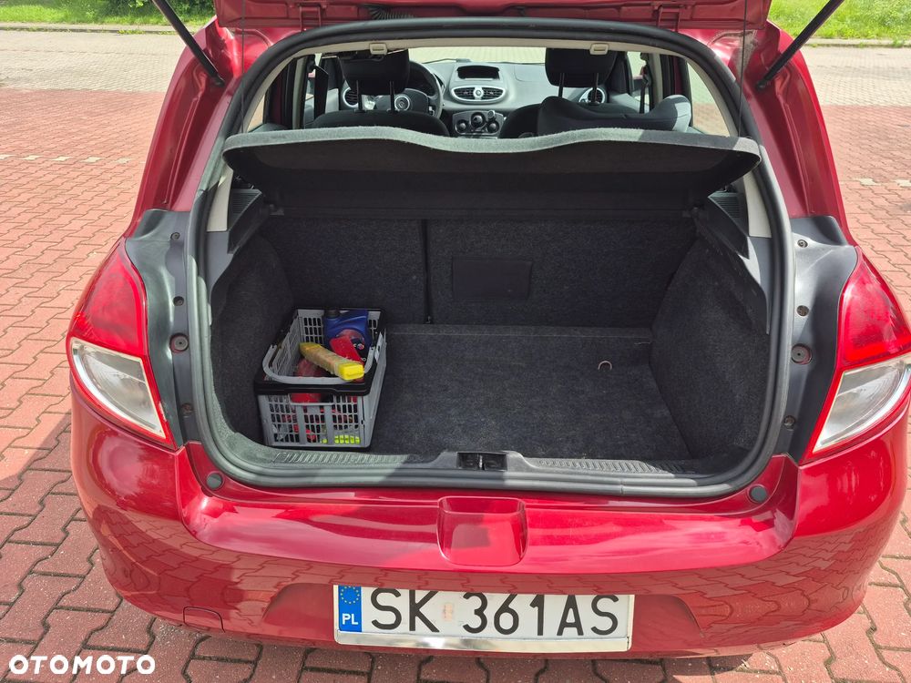 Renault Clio 1.2 16V Authentique - 6