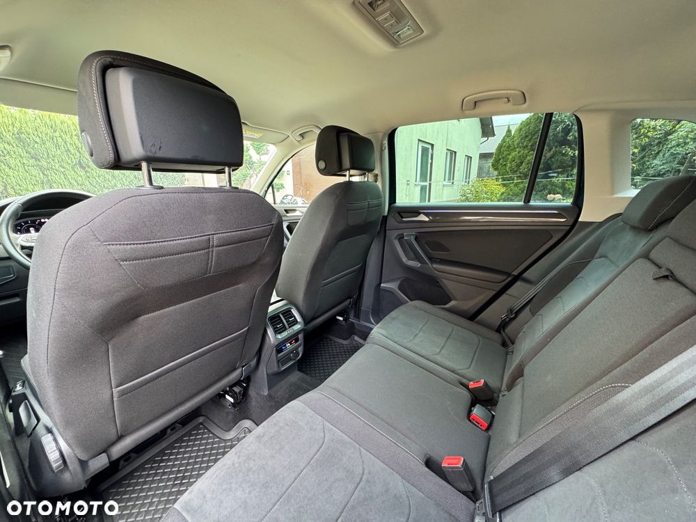 Volkswagen Tiguan 2.0 TSI 4Mot Elegance DSG - 28