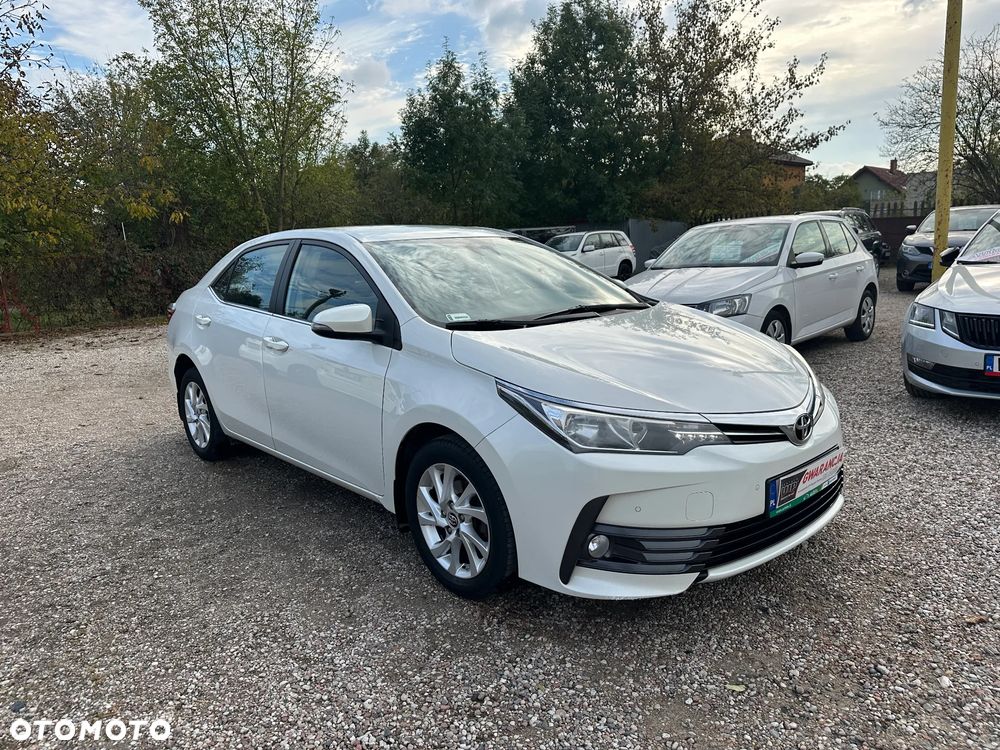Toyota Corolla - 4