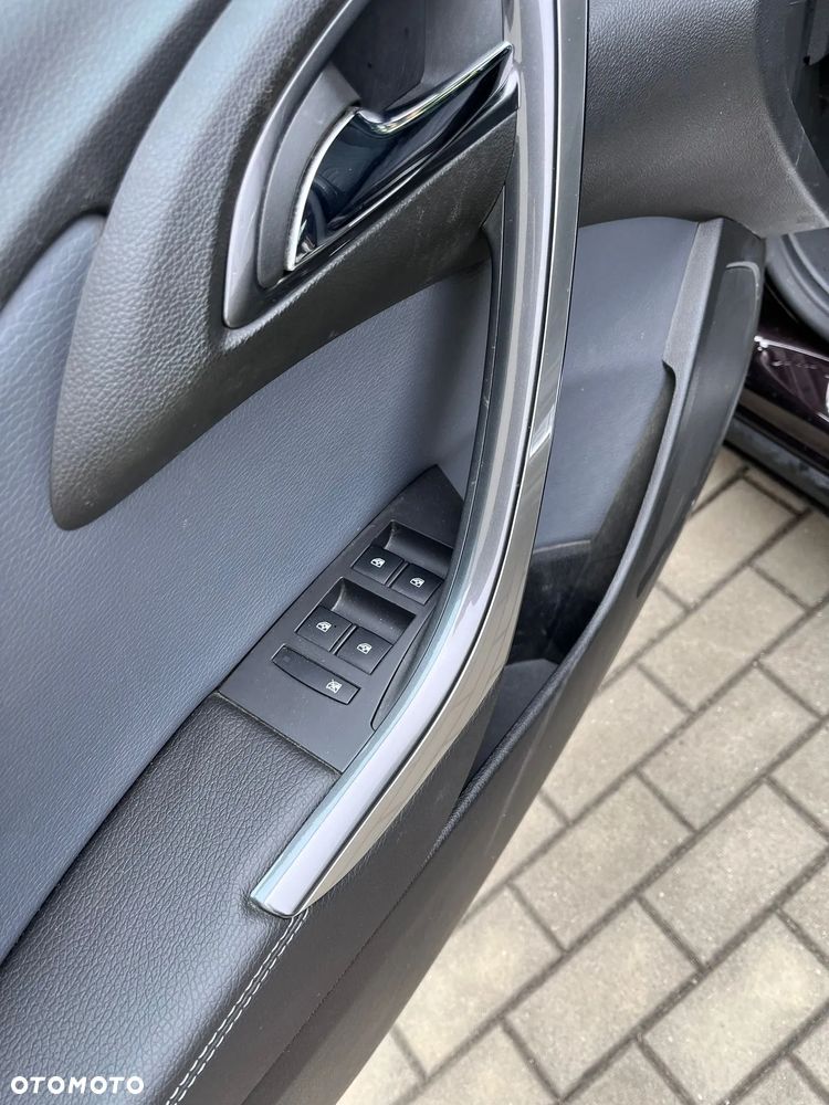 Opel Astra 2.0 CDTI DPF SportsTourer Style - 13