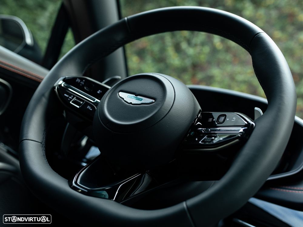 Aston Martin DBX 707 - 36