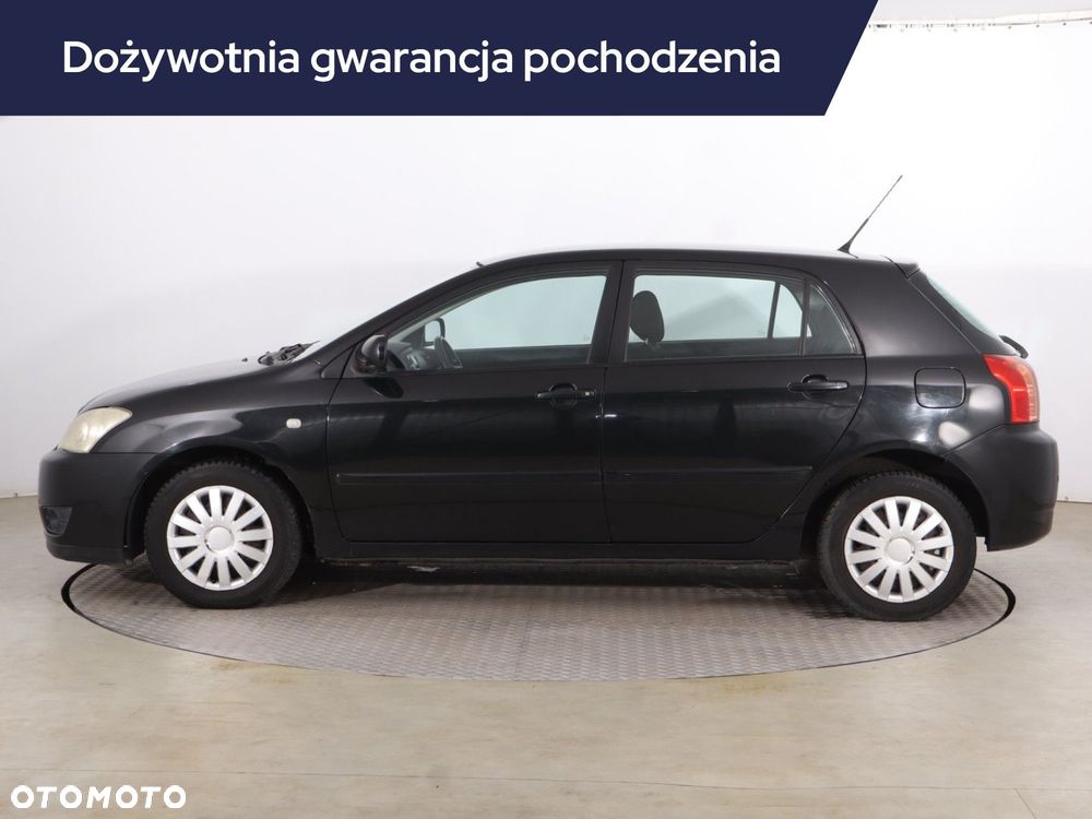Toyota Corolla - 4