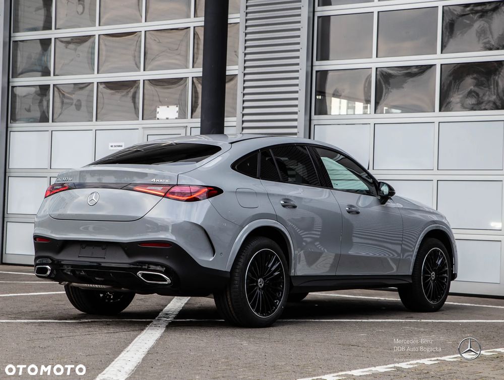 Mercedes-Benz GLC Coupe 300 de PHEV 4-Matic AMG Line - 5