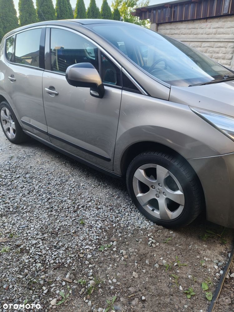 Peugeot 3008 - 3