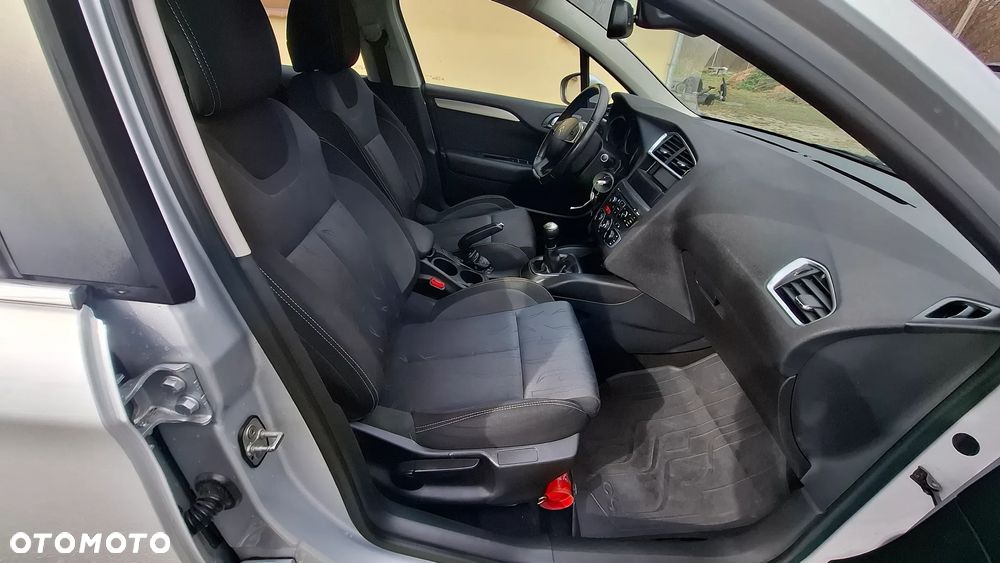 Citroën C4 VTi 95 Selection - 20