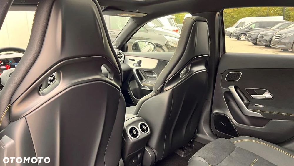 Mercedes-Benz Klasa A 45 S AMG 4-Matic Street Style Edition 8G-DCT - 28
