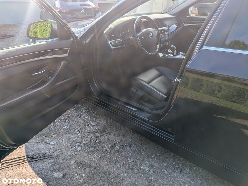 BMW Seria 5 520d - 7