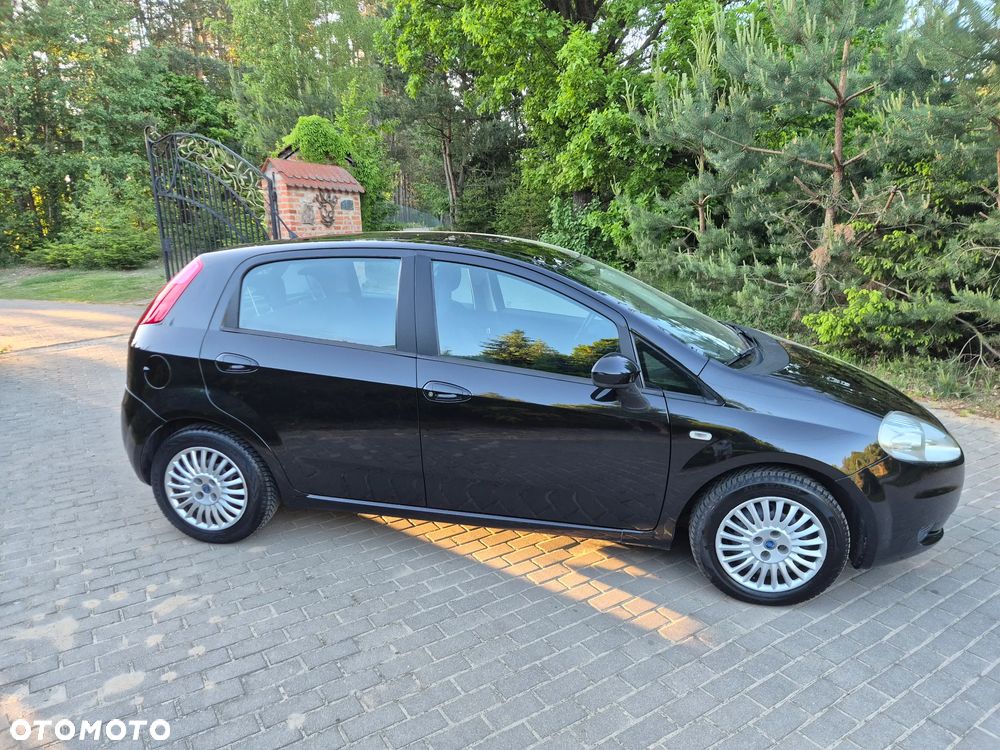 Fiat Grande Punto 1.4T-Jet Emotion - 27