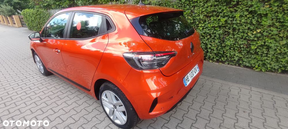 Renault Clio - 28