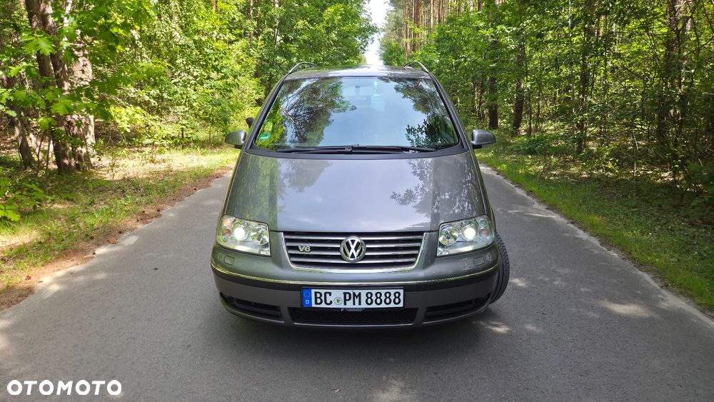 Volkswagen Sharan 2.8 V6 Highline - 3