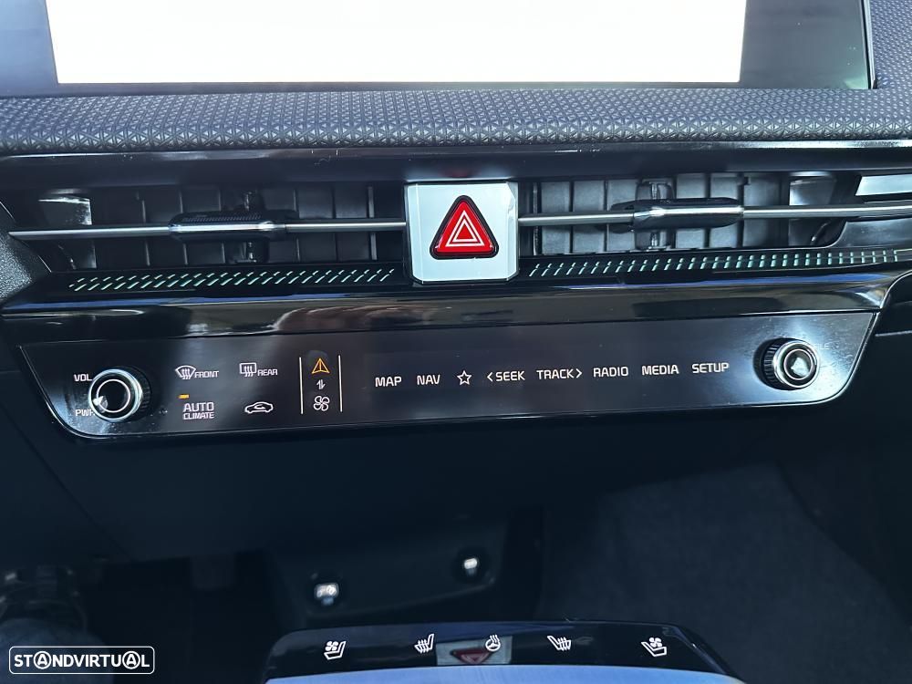 Kia EV6 84-kWh Earth - 32