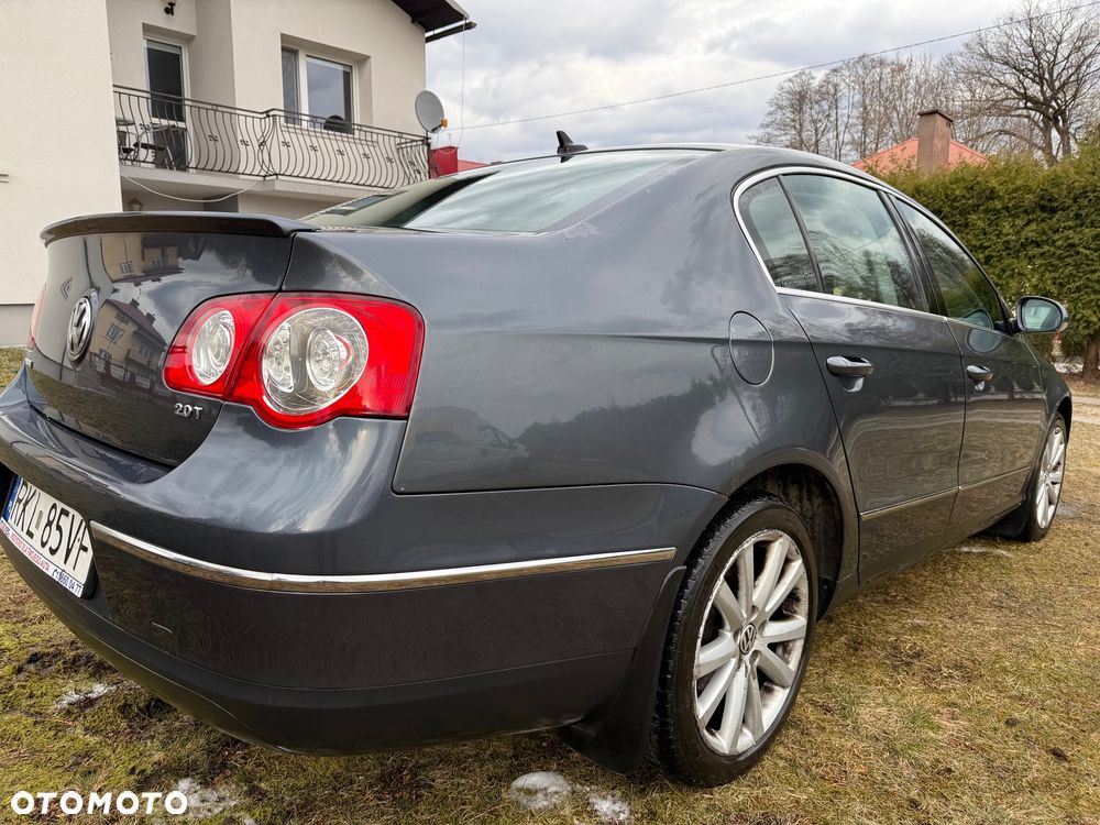 Volkswagen Passat 2.0 TSI DSG Comfortline - 10