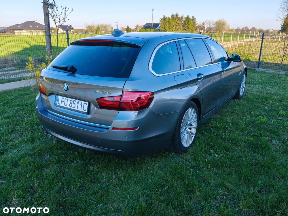 BMW Seria 5 520d Luxury Line - 2