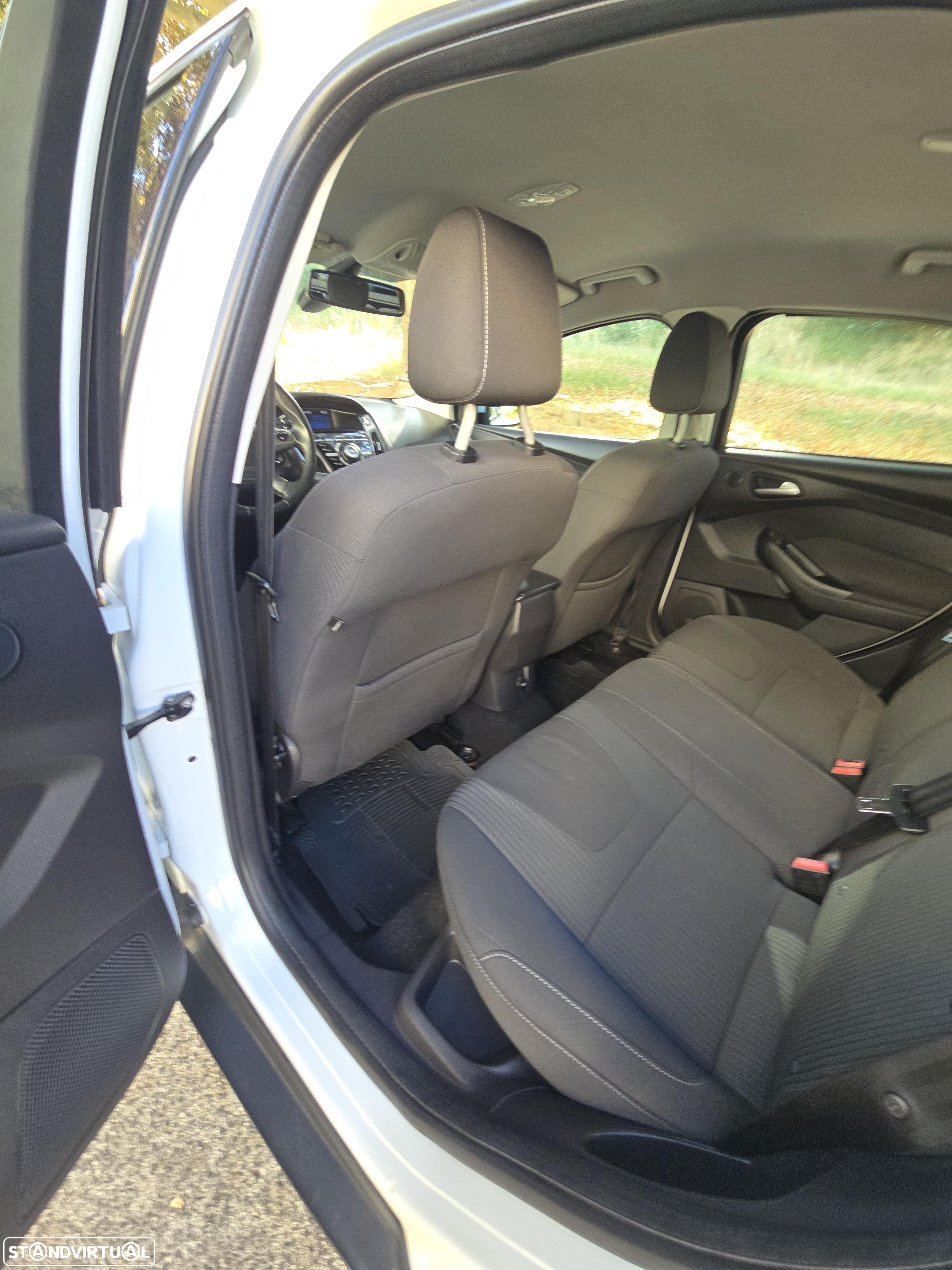 Ford Focus 2.0 TDCi Titanium PowerShift - 30