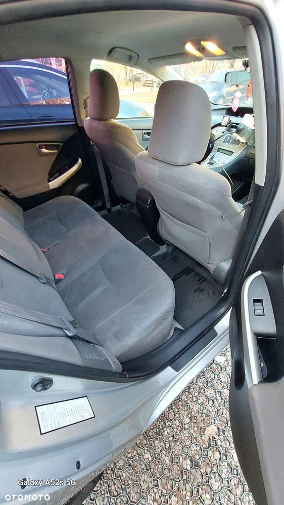 Toyota Prius 1.8 HSD Active - 7