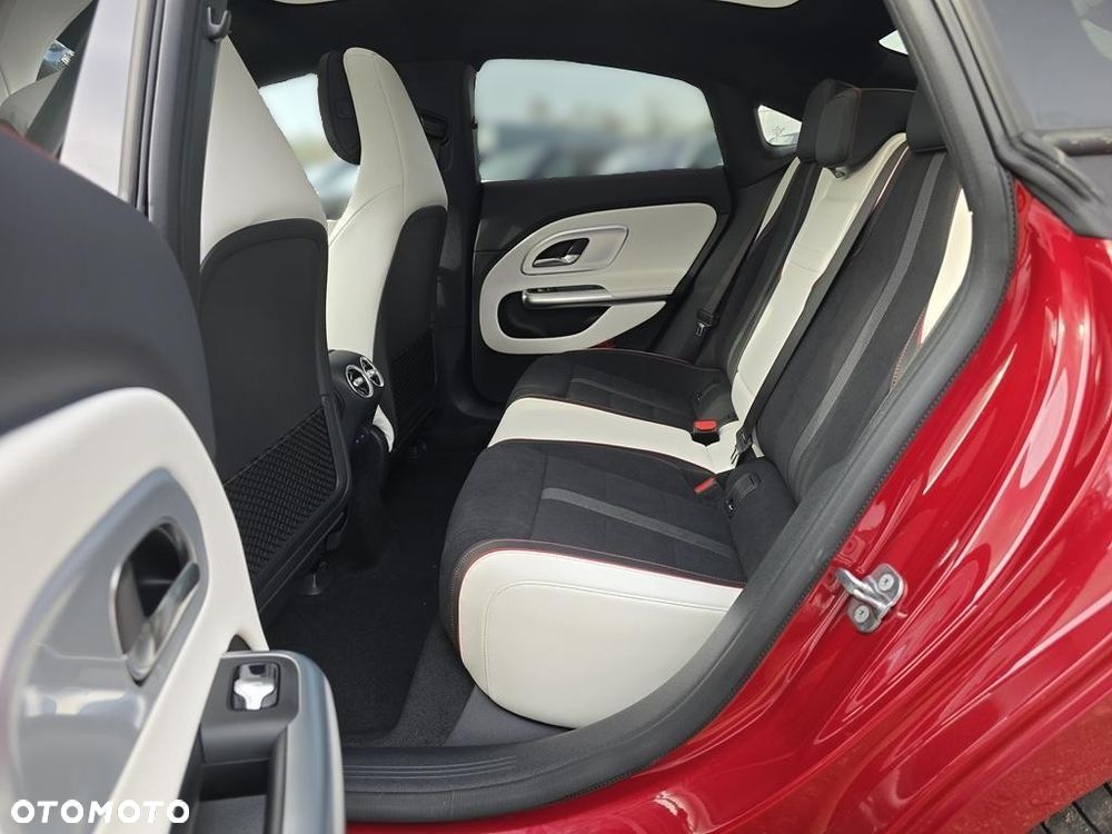 Mercedes-Benz CLA 250+ 85kWh - 10