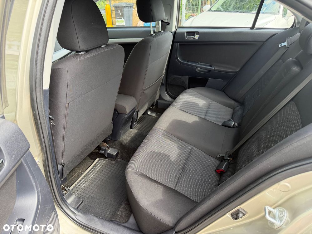 Mitsubishi Lancer 1.6 Intense - 7