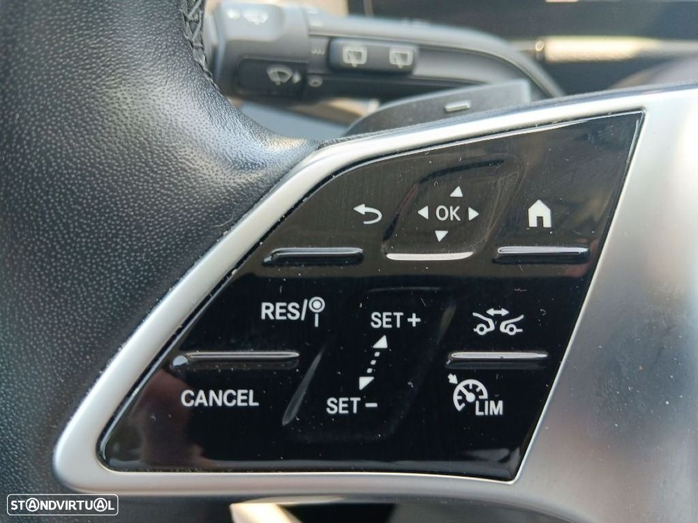 Mercedes-Benz GLA 250 - 24