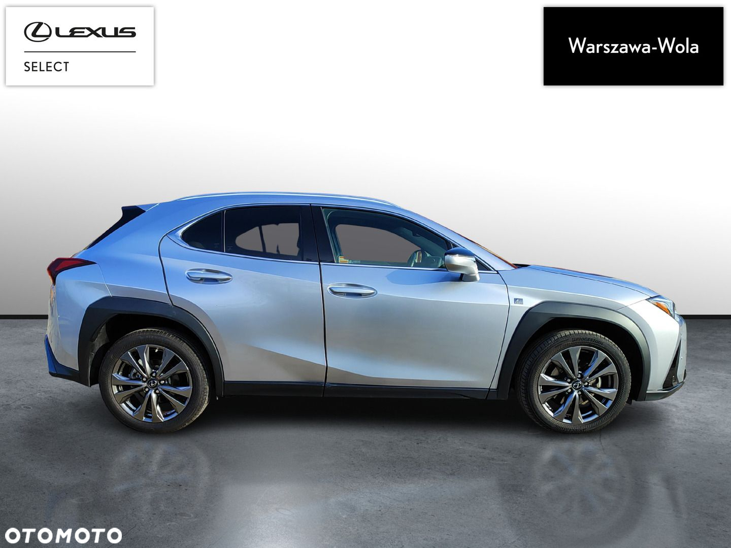 Lexus UX - 9