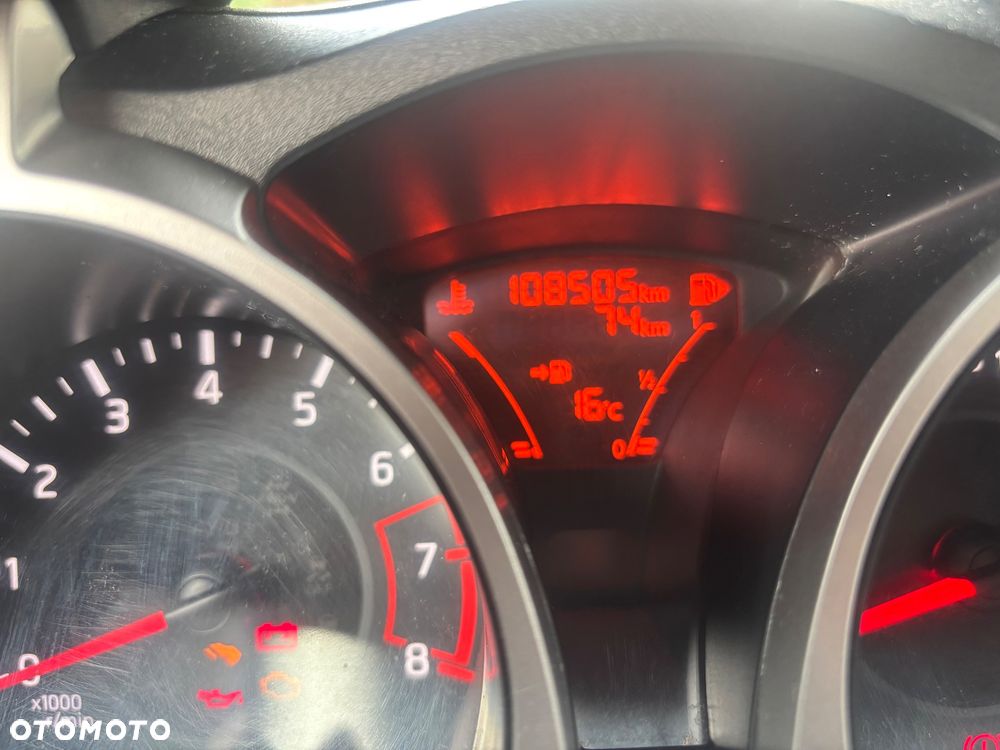 Nissan Juke 1.2 DIG-T N-Connecta EU6 - 11
