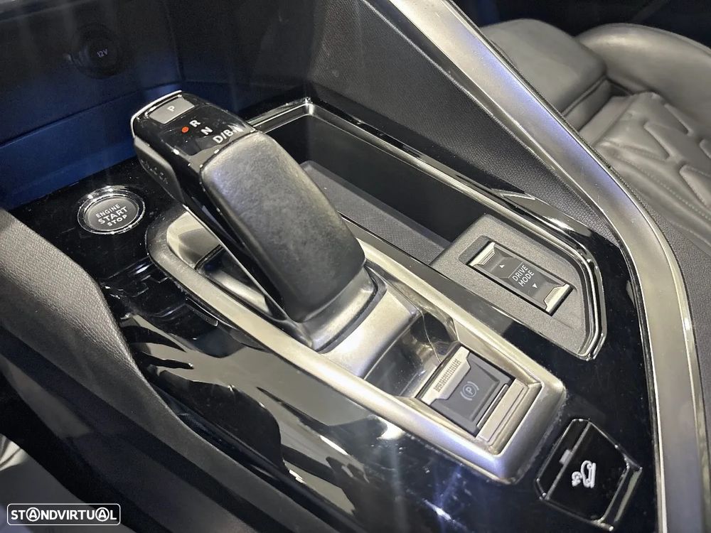 Peugeot 3008 1.6 Hybrid4 GT Pack e-EAT8 - 20