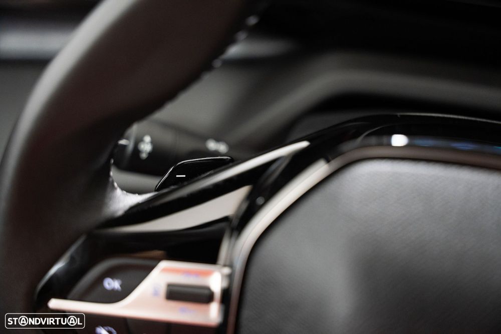 Peugeot 408 1.2 Hybrid Allure e-DCS6 - 27