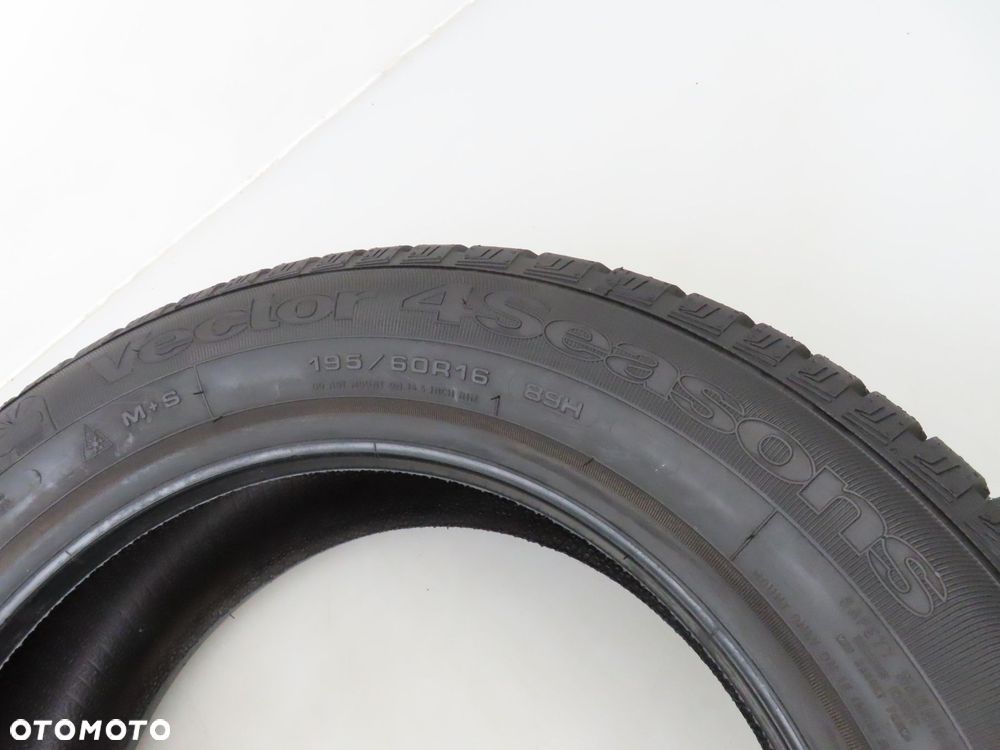 2x 195/60R16 OPONY CAŁOROCZNE Goodyear Vector 4Seasons 89H - 2