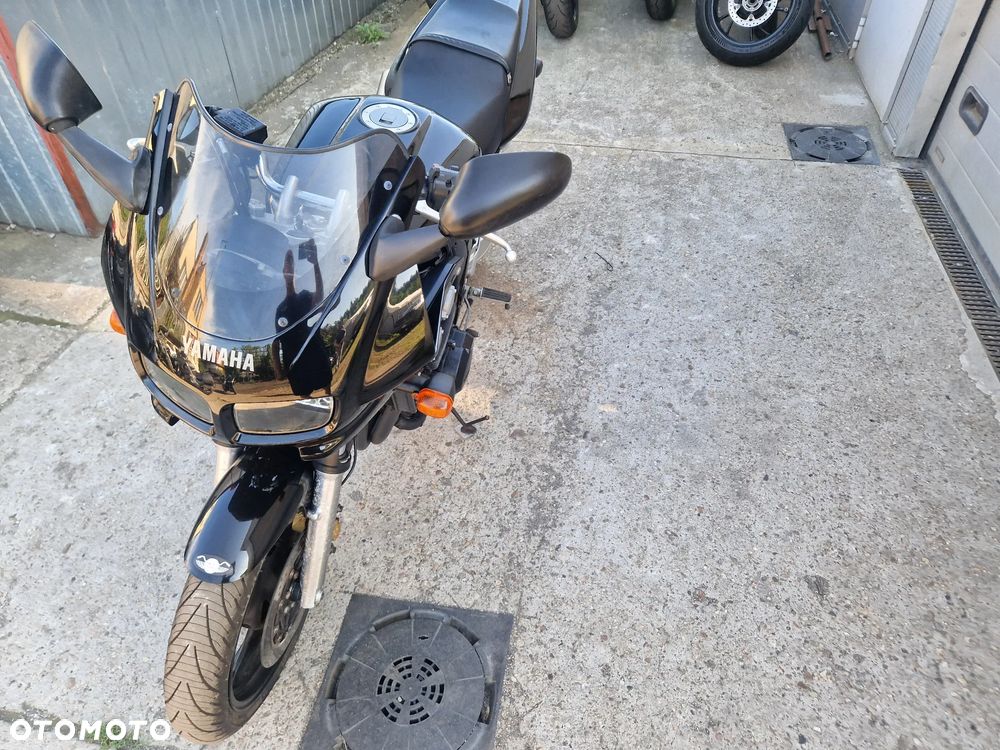Yamaha FZ - 5