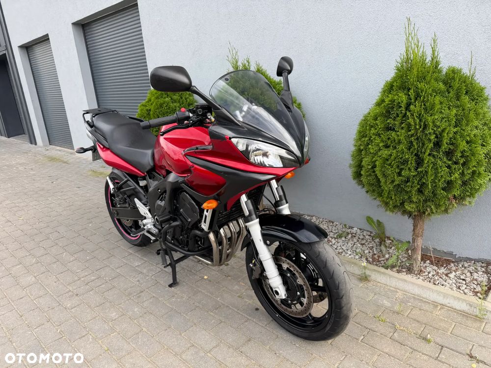 Yamaha FZ - 10