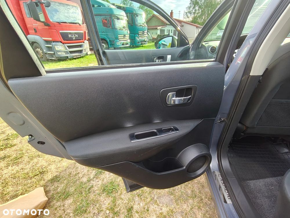 Nissan Qashqai 2.0 Tekna - 24