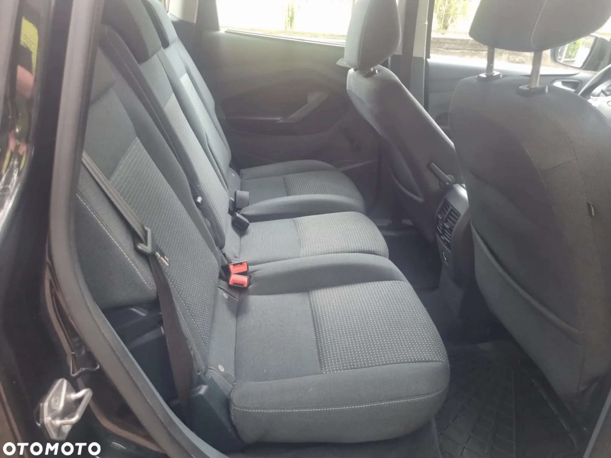 Ford C-MAX 1.6 Edition - 11