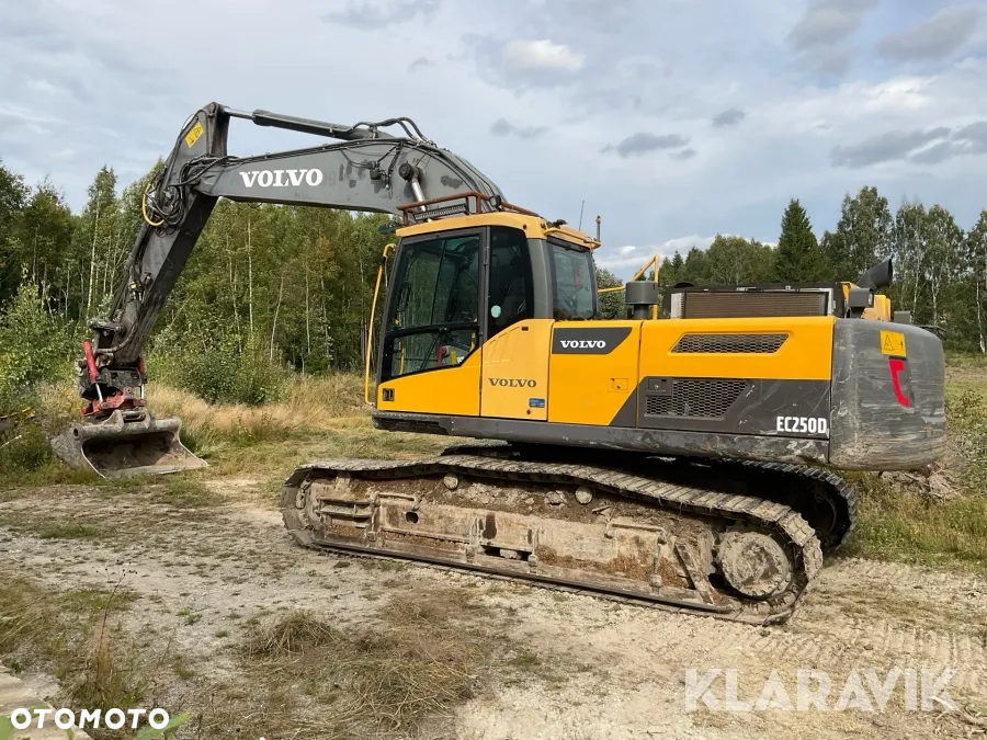 Volvo EC250DL - 2
