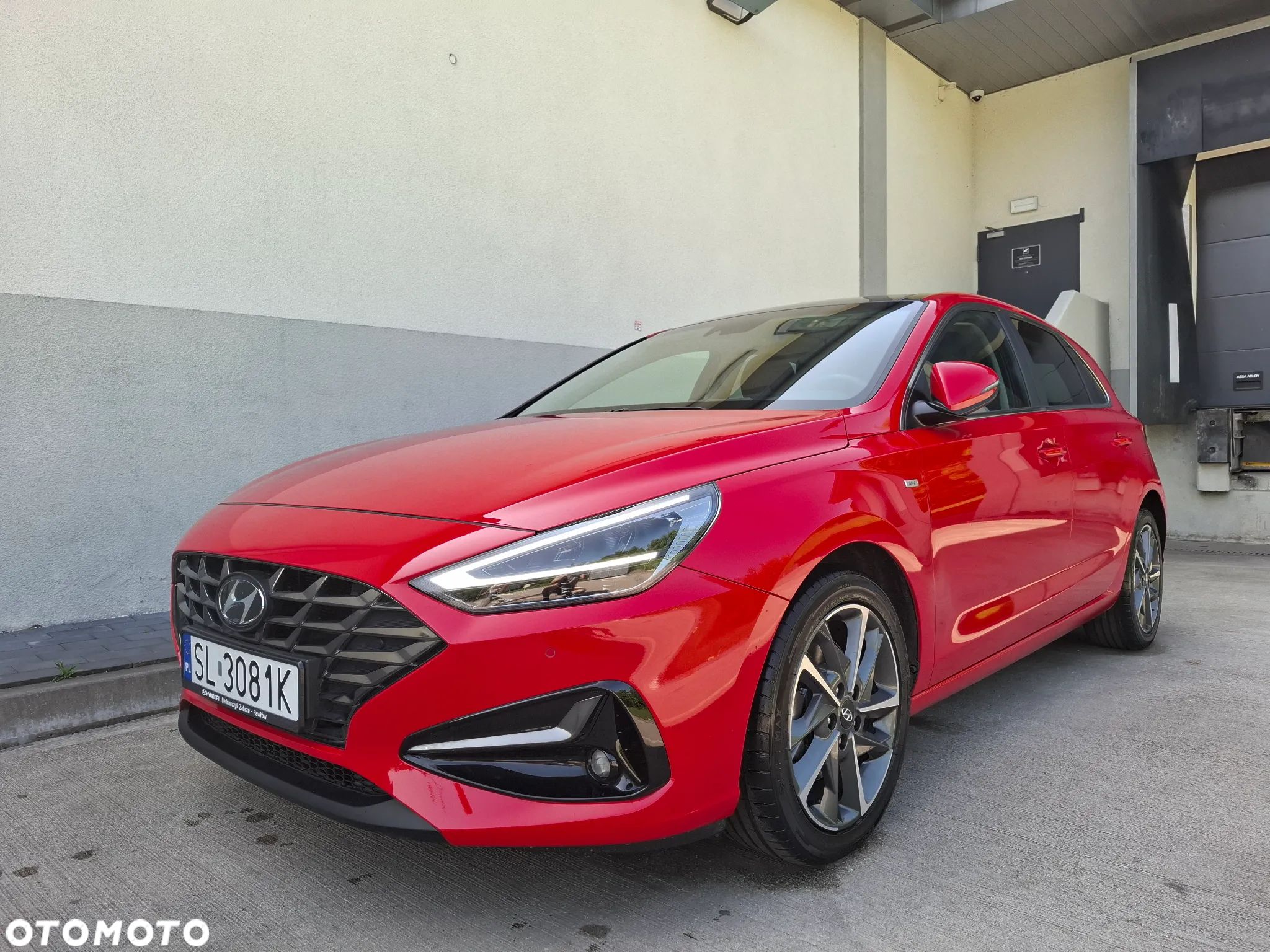 Hyundai i30 1.5 T-GDI 48V-Hybrid DCT Intro - 1