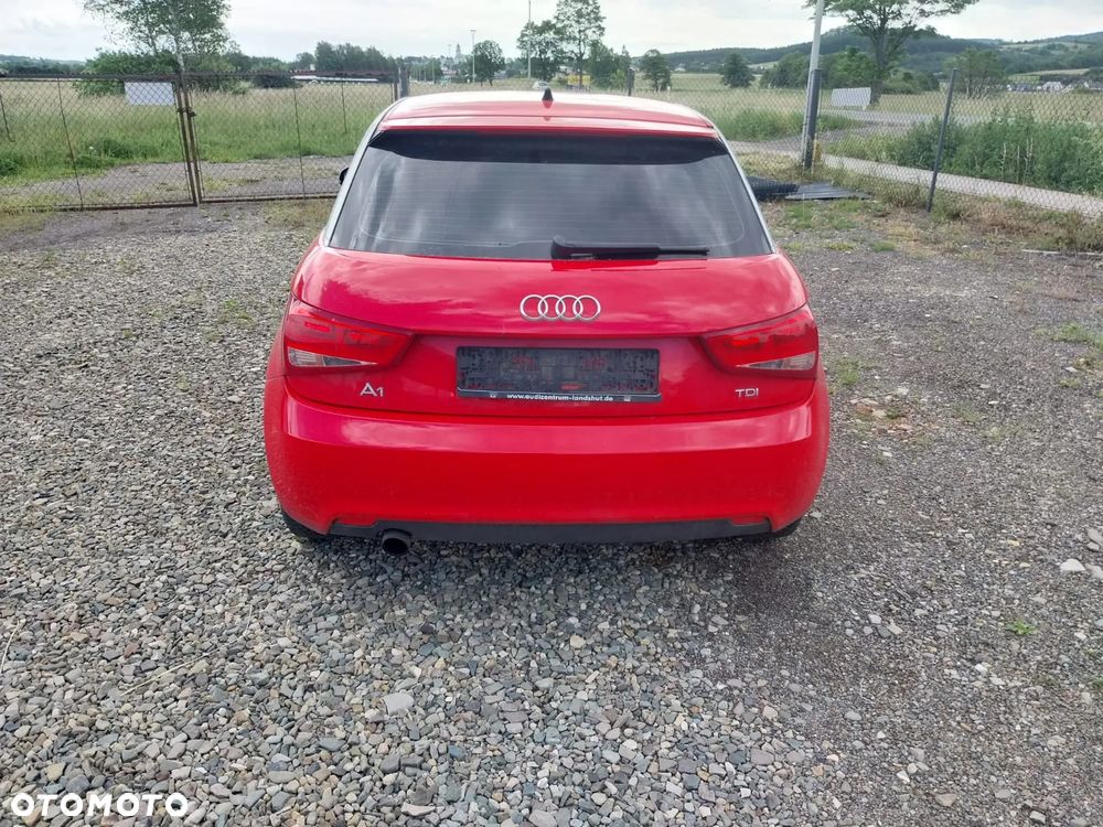 Audi A1 3-drzwiowe 1.6 TDI S line edition - 4