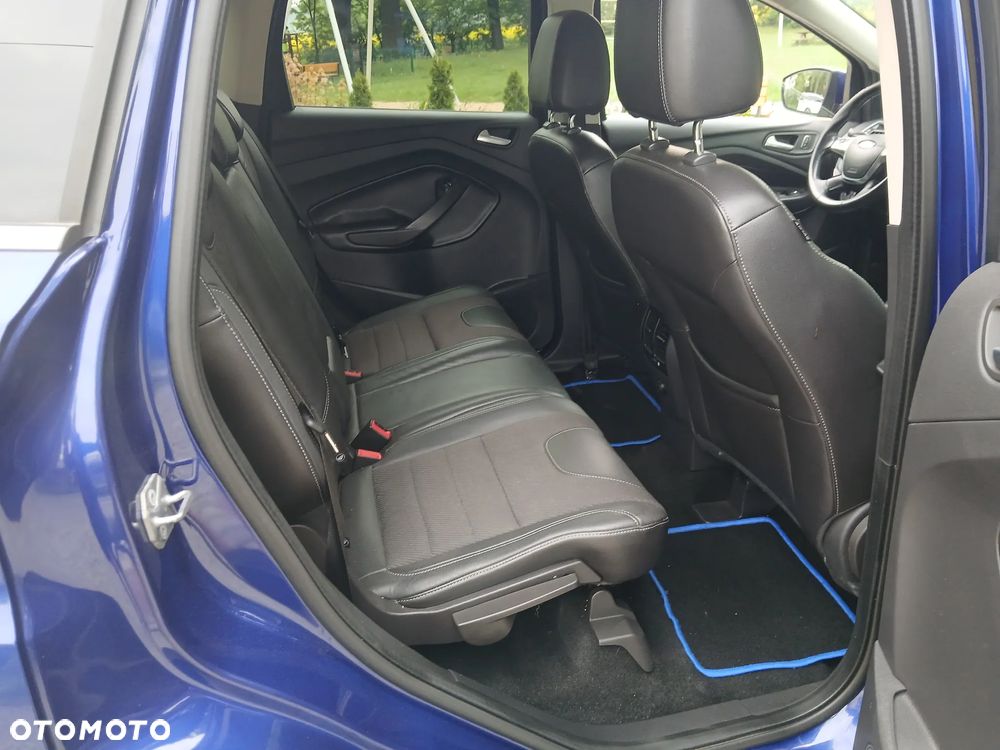 Ford Kuga 2.0 TDCi 4x4 Titanium - 22