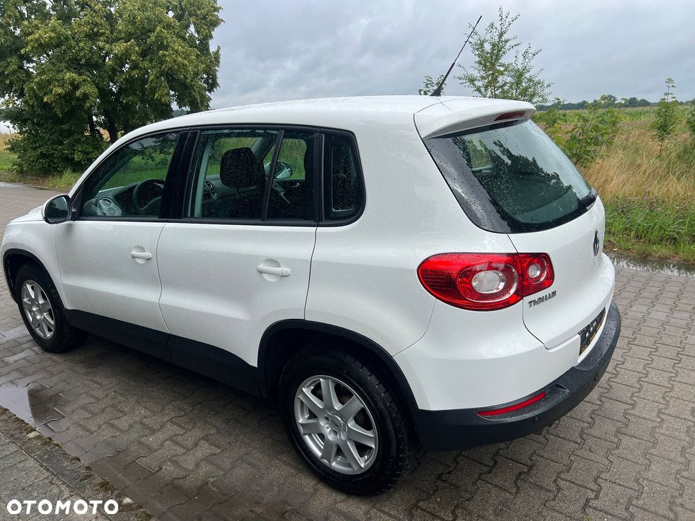 Volkswagen Tiguan - 4