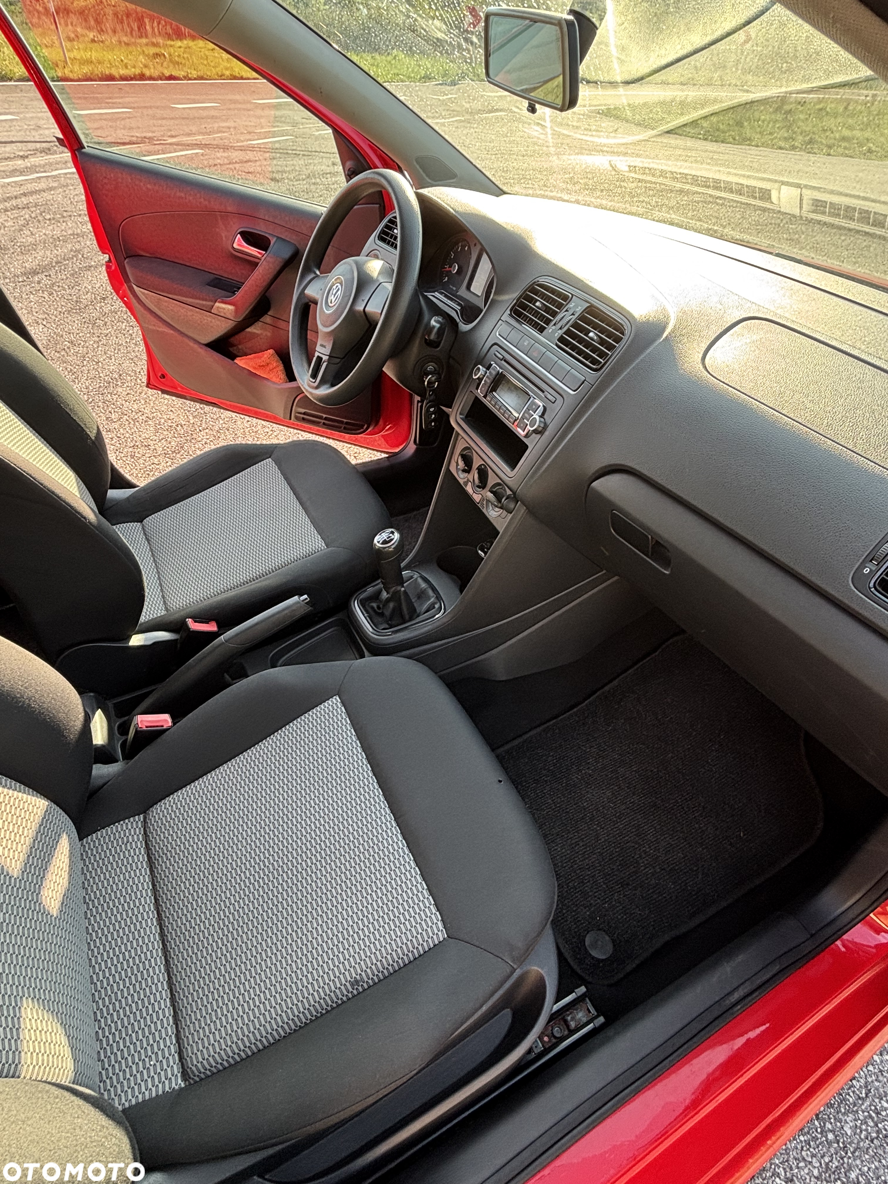 Volkswagen Polo 1.4 16V Comfortline - 16