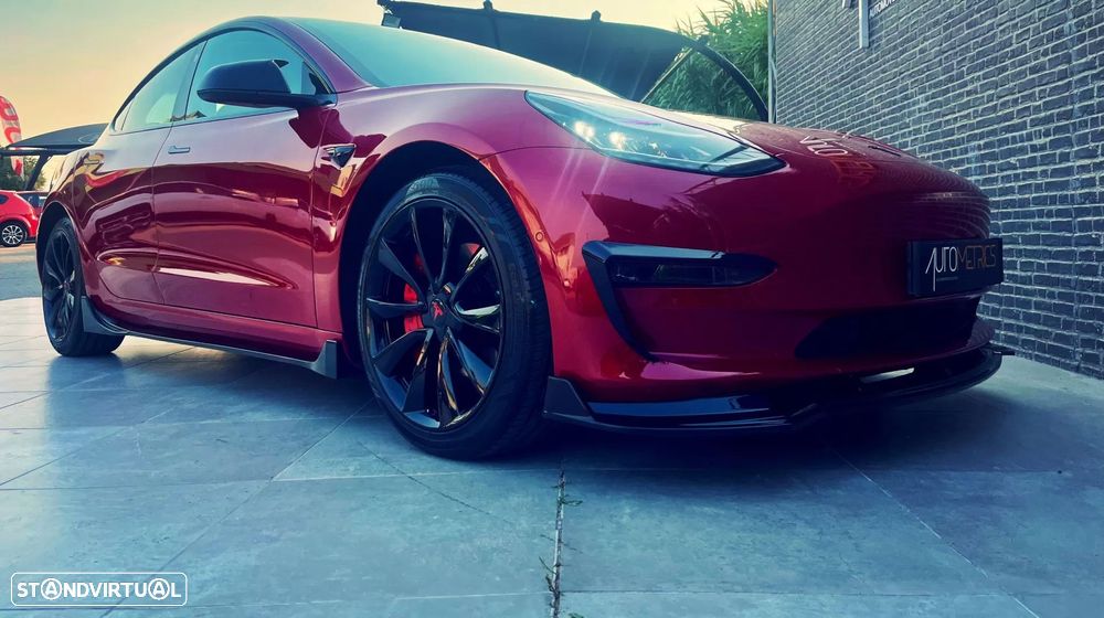 Tesla Model 3 Long-Range Dual Motor AWD - 4