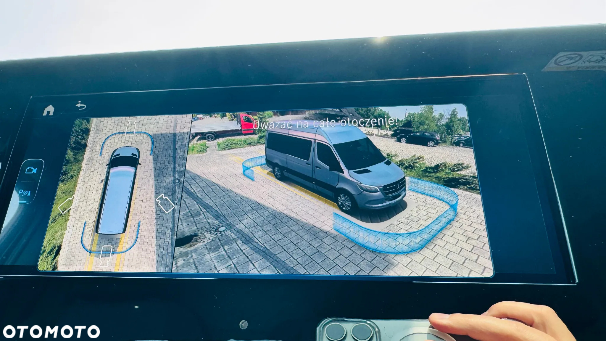 Mercedes-Benz Sprinter - 25