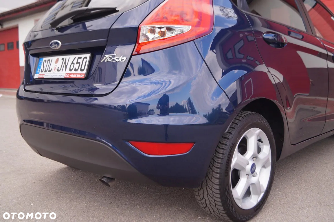 Ford Fiesta 1.25 Ambiente EU5 - 34