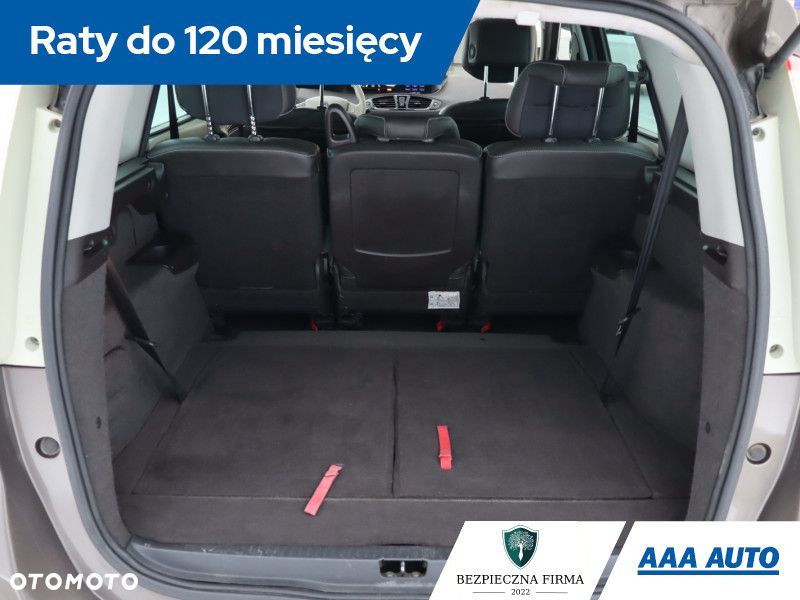 Renault Grand Scenic - 16