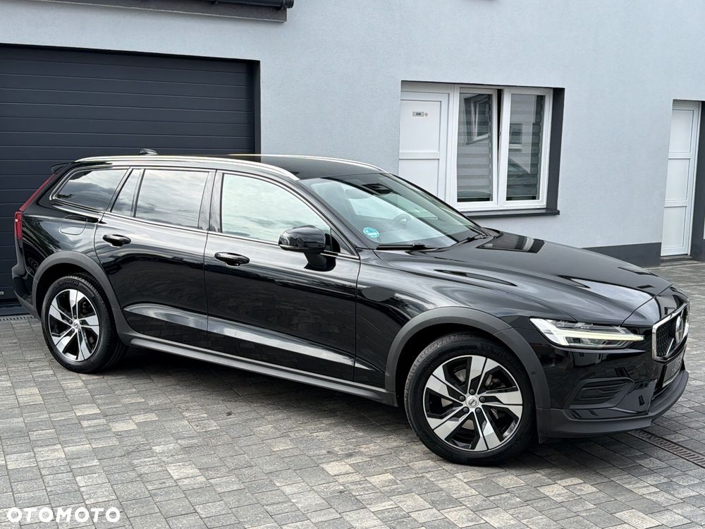 Volvo V60 Cross Country B4 D AWD Geartronic Pro - 16