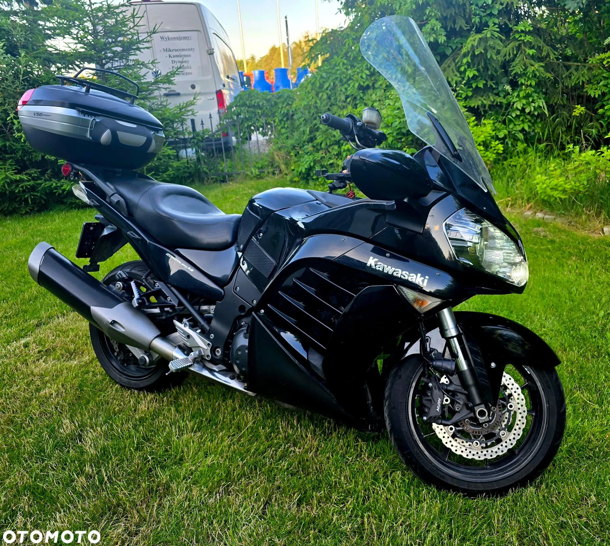 Kawasaki GTR - 14