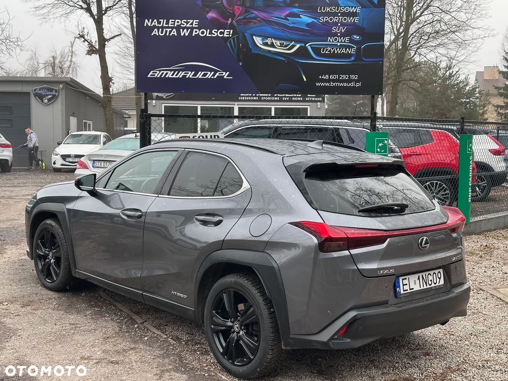 Lexus UX 250h Business Edition - 5