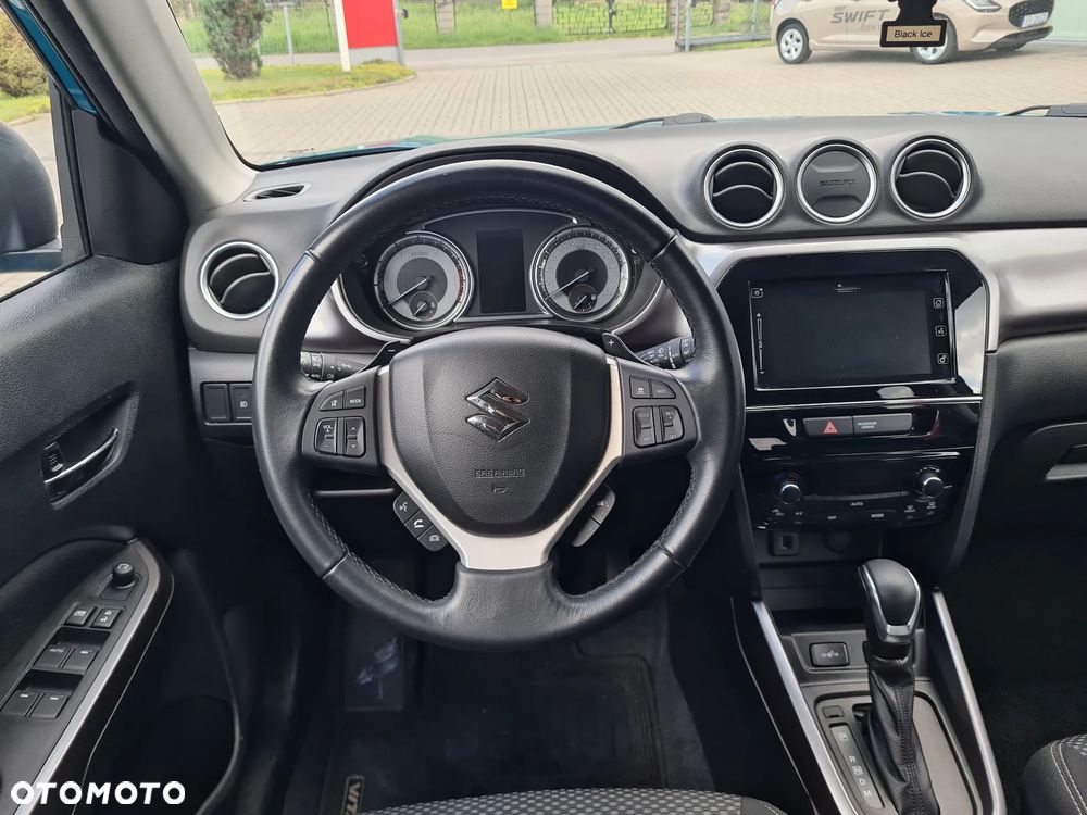 Suzuki Vitara ver-1-5-strong-hybrid-premium-2wd-ags - 10