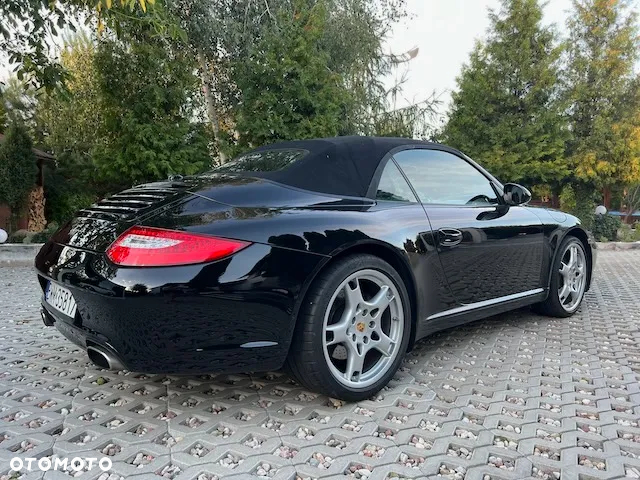 Porsche 911 Carrera Cabriolet PDK Black Edition - 30