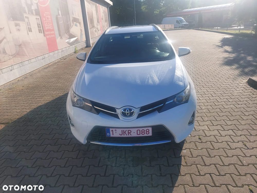 Toyota Auris 1.4 D-4D Design Edition - 15