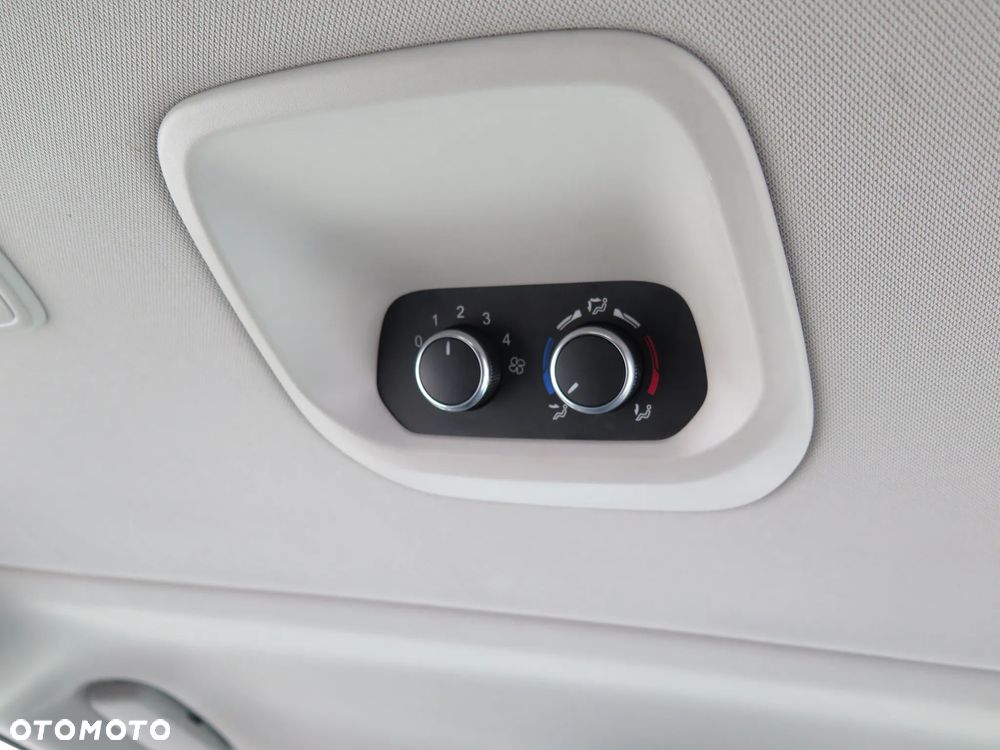 Ford Tourneo Custom 2.0 TDCi L2 Titanium SelectShift - 23